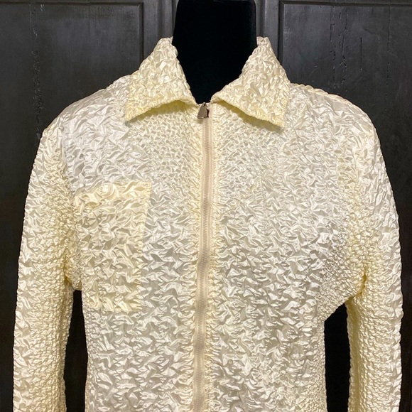 UBU reversible yellow puffy zip up jacket - Size Large - Picture 7 of 13